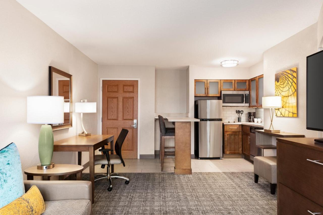 Staybridge Suites Fort Wayne By Ihg Ellisville Exterior photo