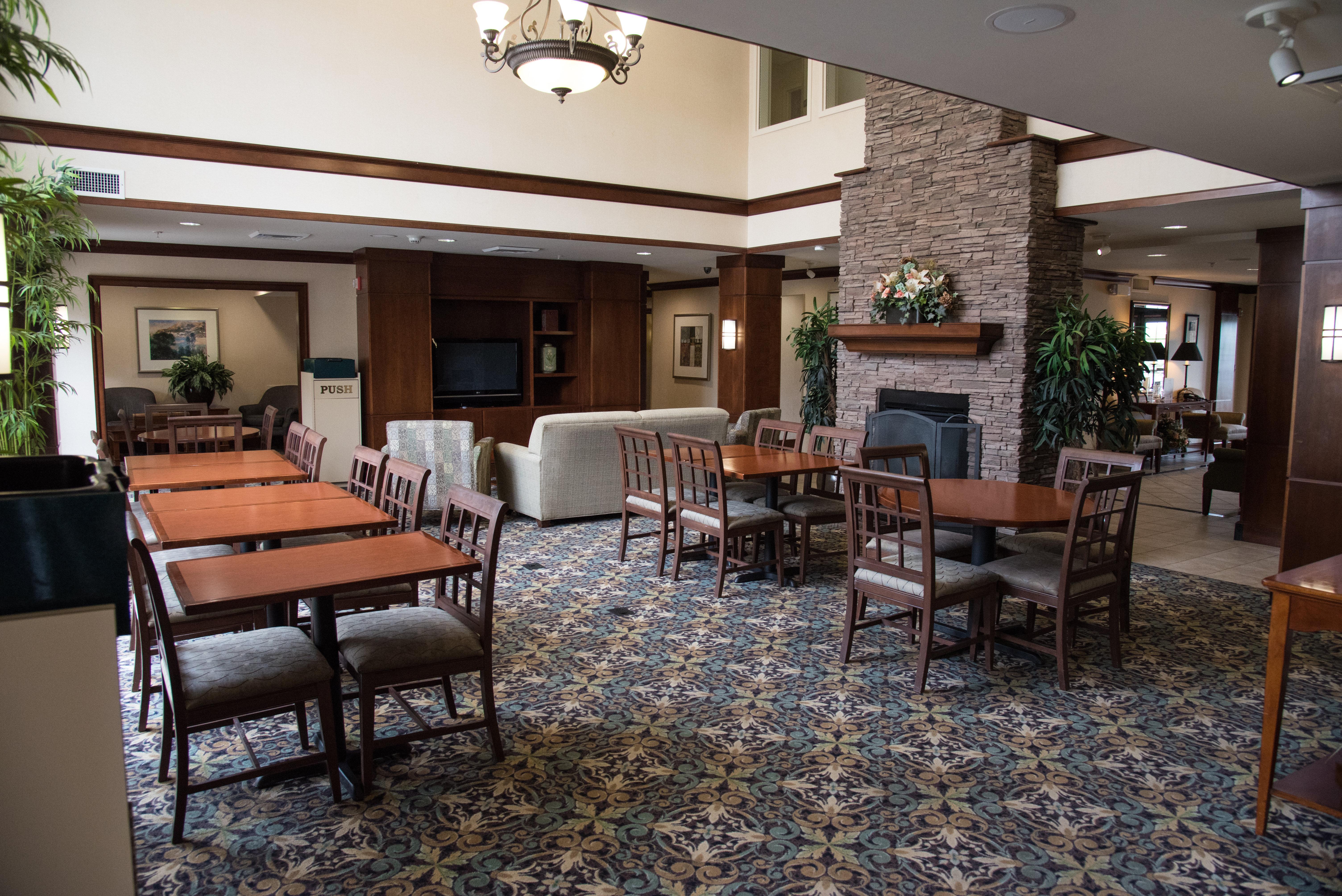 Staybridge Suites Fort Wayne By Ihg Ellisville Exterior photo