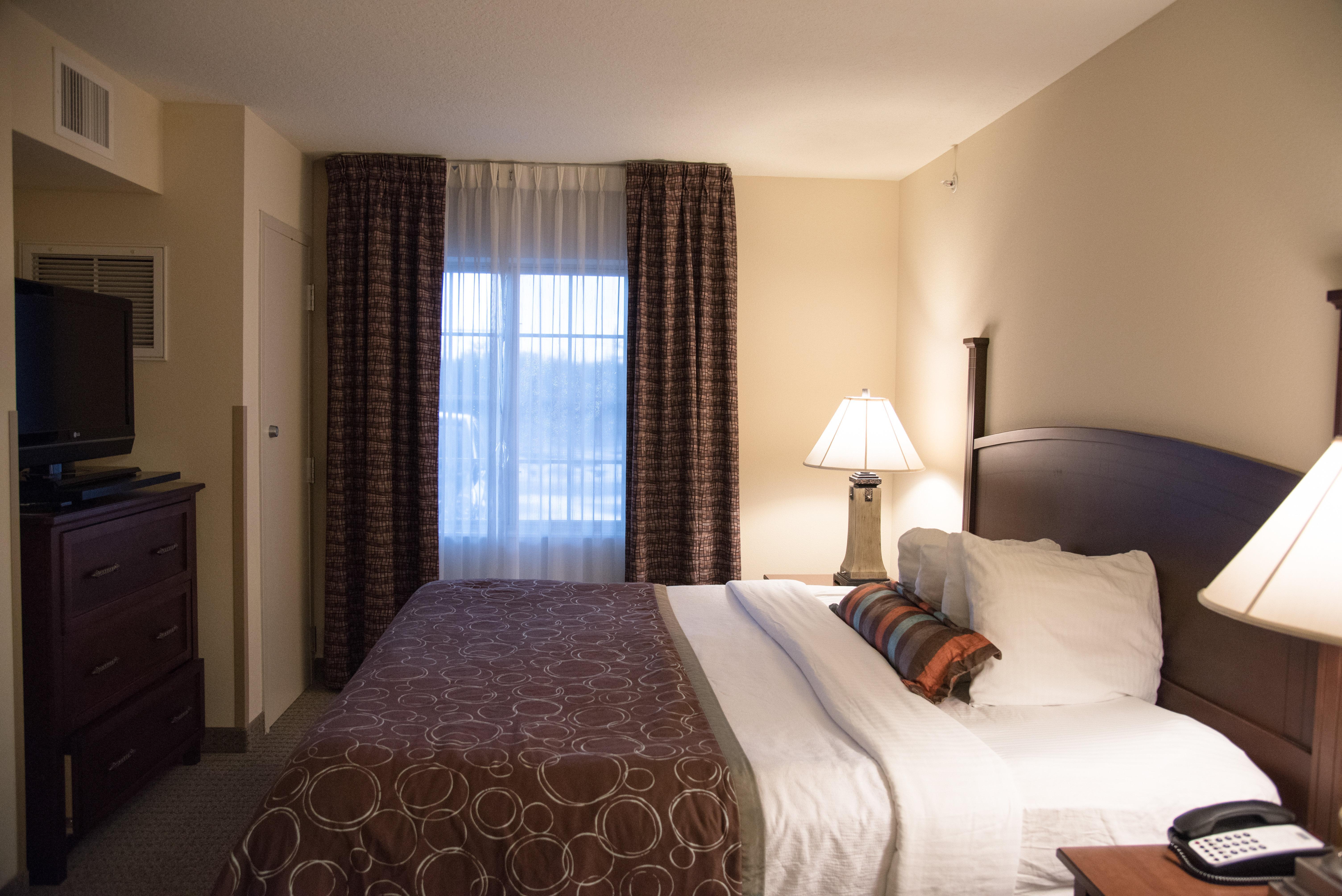 Staybridge Suites Fort Wayne By Ihg Ellisville Exterior photo
